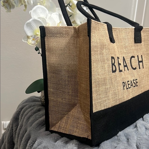 Black and Cream Tote Bag with 'BEACH PLEASE' NWT - Picture 2 of 6